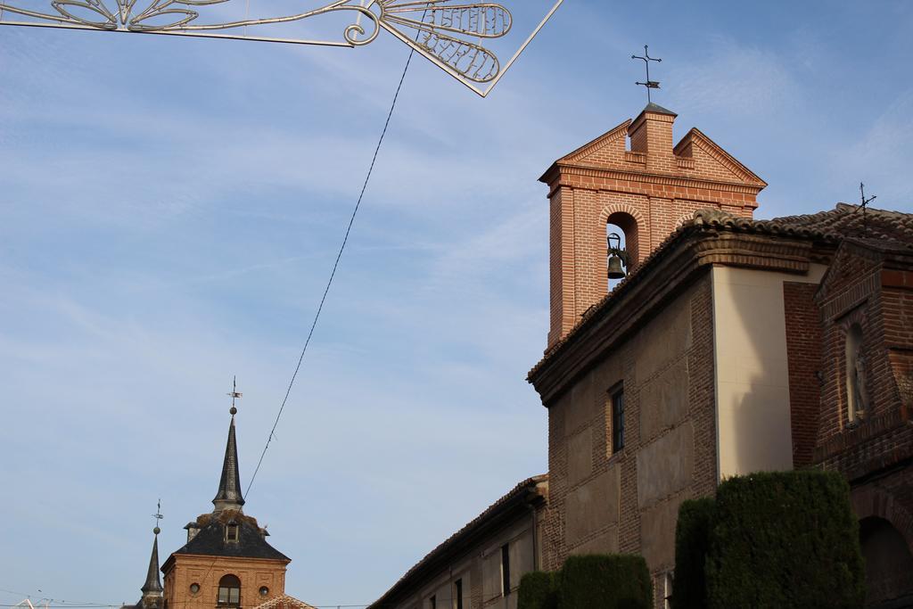 Hotel Cuatro Canos Alcalá de Henares Zewnętrze zdjęcie